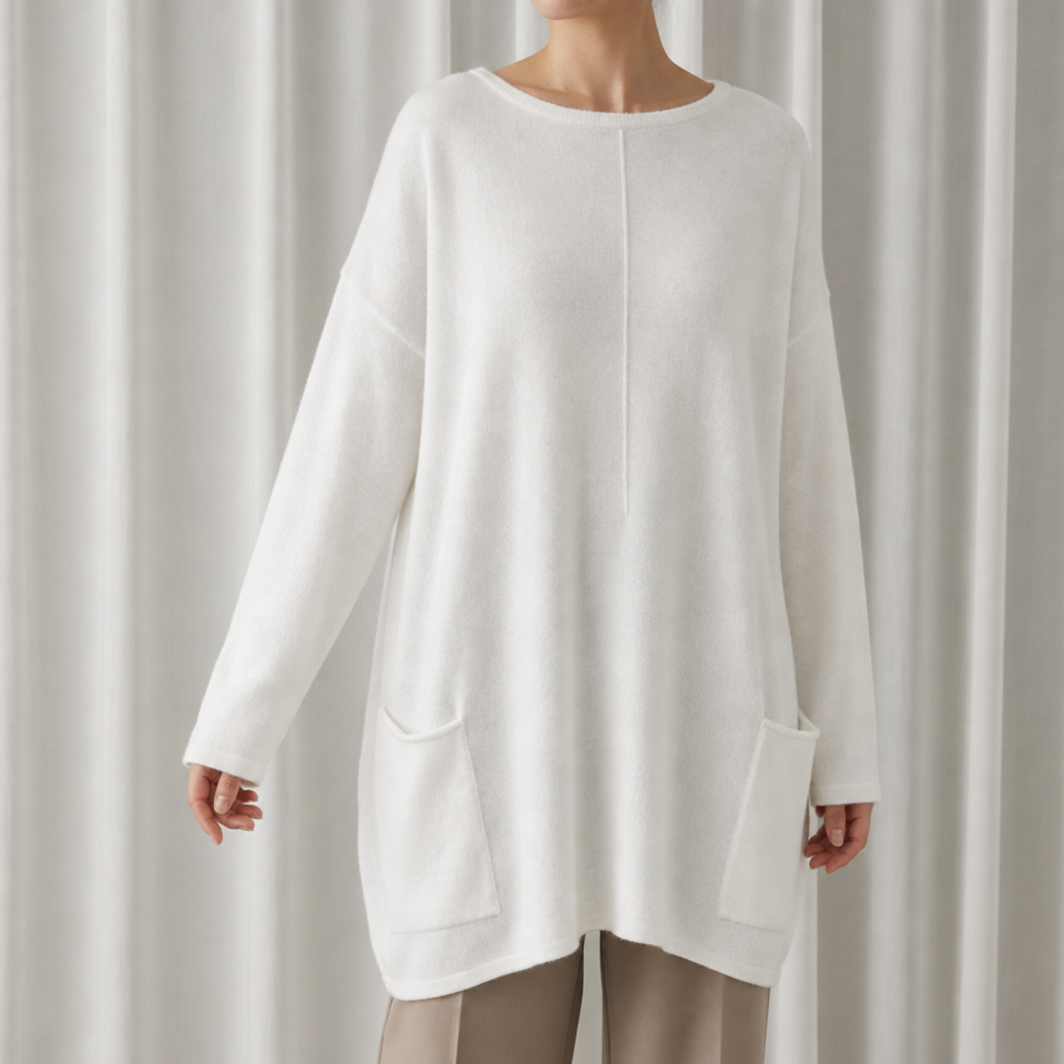 Monsaraz Relaxed Pocket Tunic Sweater in White